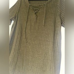 Plus size olive green lace up top. Size X - can fit up to 2x!